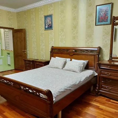 Sadova Lux Apartment *