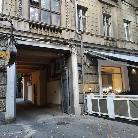 Sadova Lux * Odesa