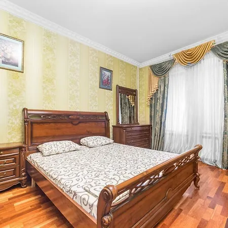 Sadova Lux Apartment Odesa